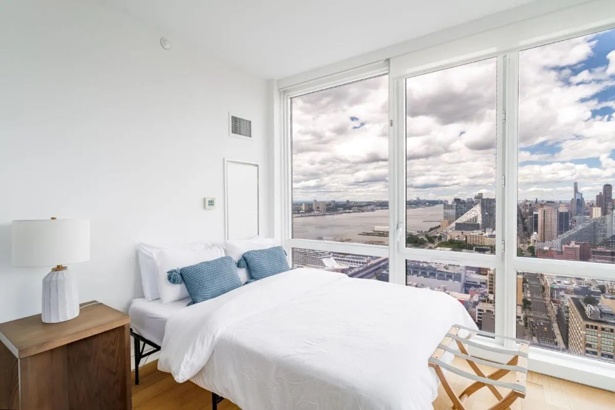 2 beds 1,5 bath breathtaking views — 2