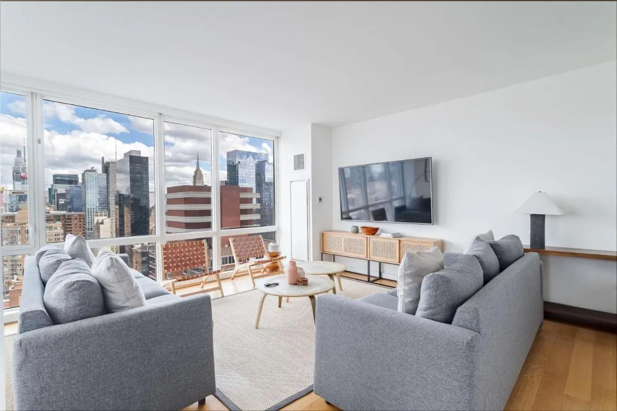 2 beds 1,5 bath breathtaking views — 5