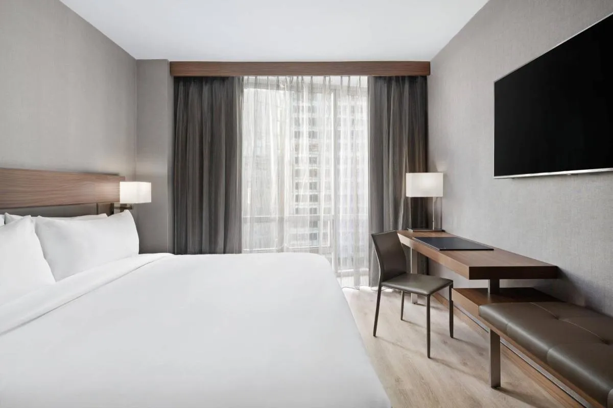 AC Hotel by Marriott New York Downtown — 2