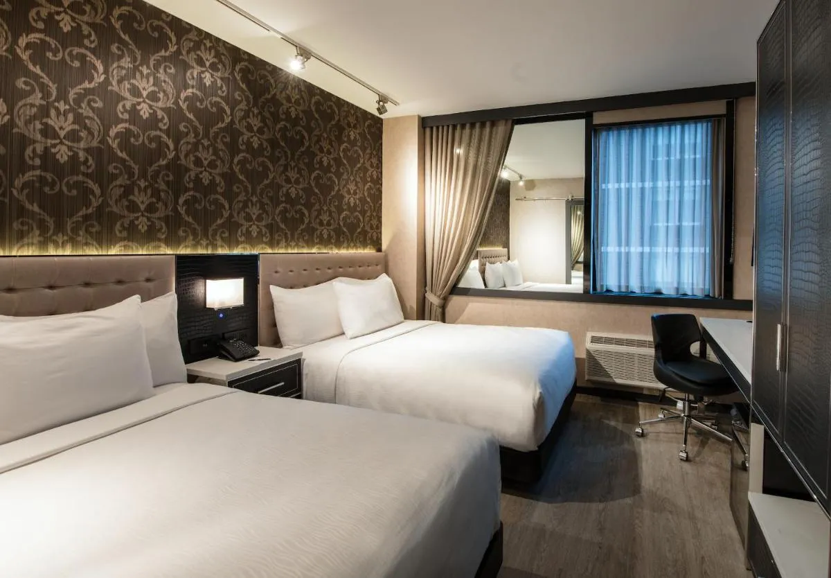 Aliz Hotel Times Square — 7