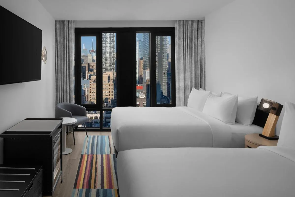 Aloft New York Chelsea — 2