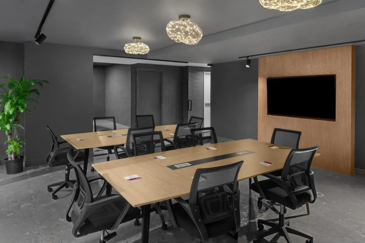 Aloft New York Chelsea — 4