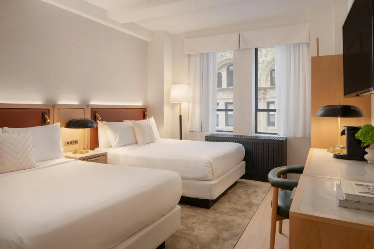 Aura Hotel Times Square Newly Renovated — 2