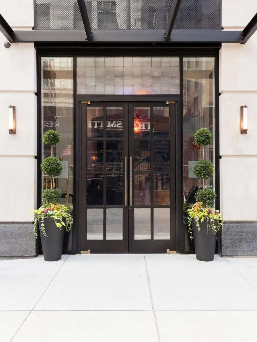 Broadway Plaza Hotel — 7