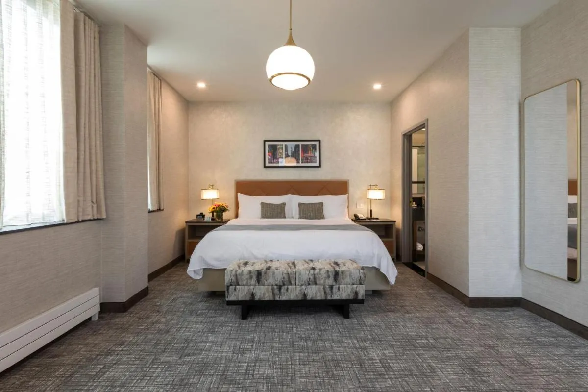 Broadway Plaza Hotel — 2