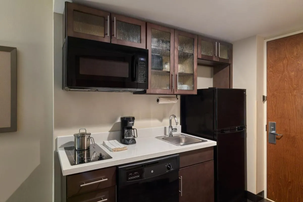 Candlewood Suites NYC -Times Square, an IHG Hotel — 5