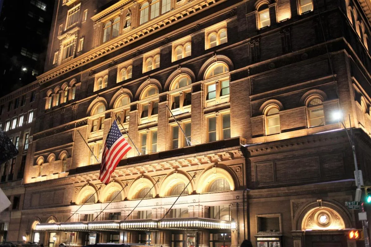 Carnegie Hotel — 4