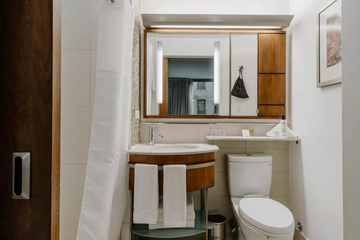 Club Quarters Hotel Grand Central, New York — 3