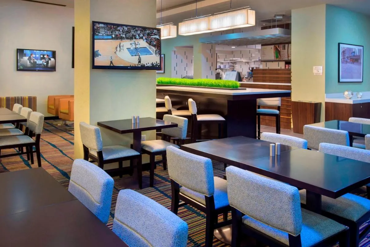 Courtyard by Marriott New York Manhattan/Chelsea — 4