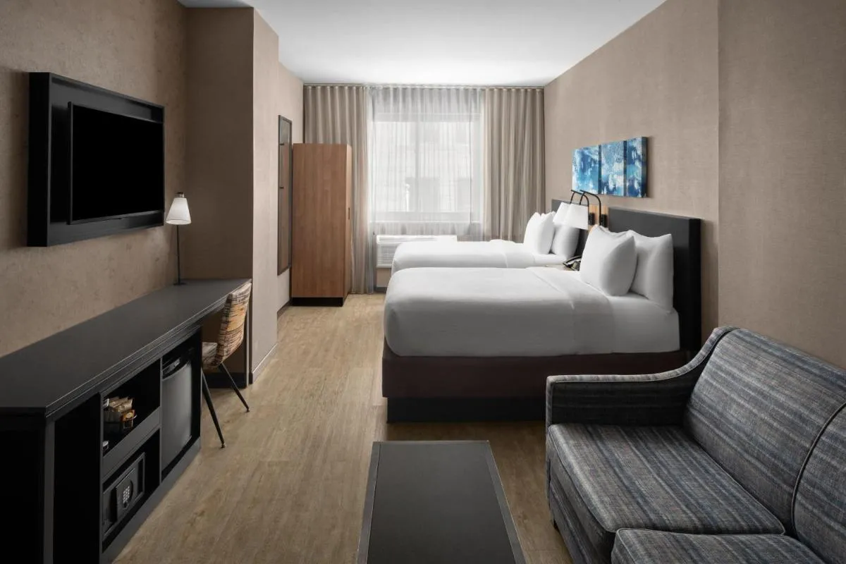 Courtyard by Marriott New York World Trade Center Area — 5