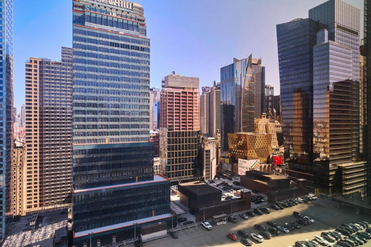 Delta Hotels by Marriott New York Times Square — 6