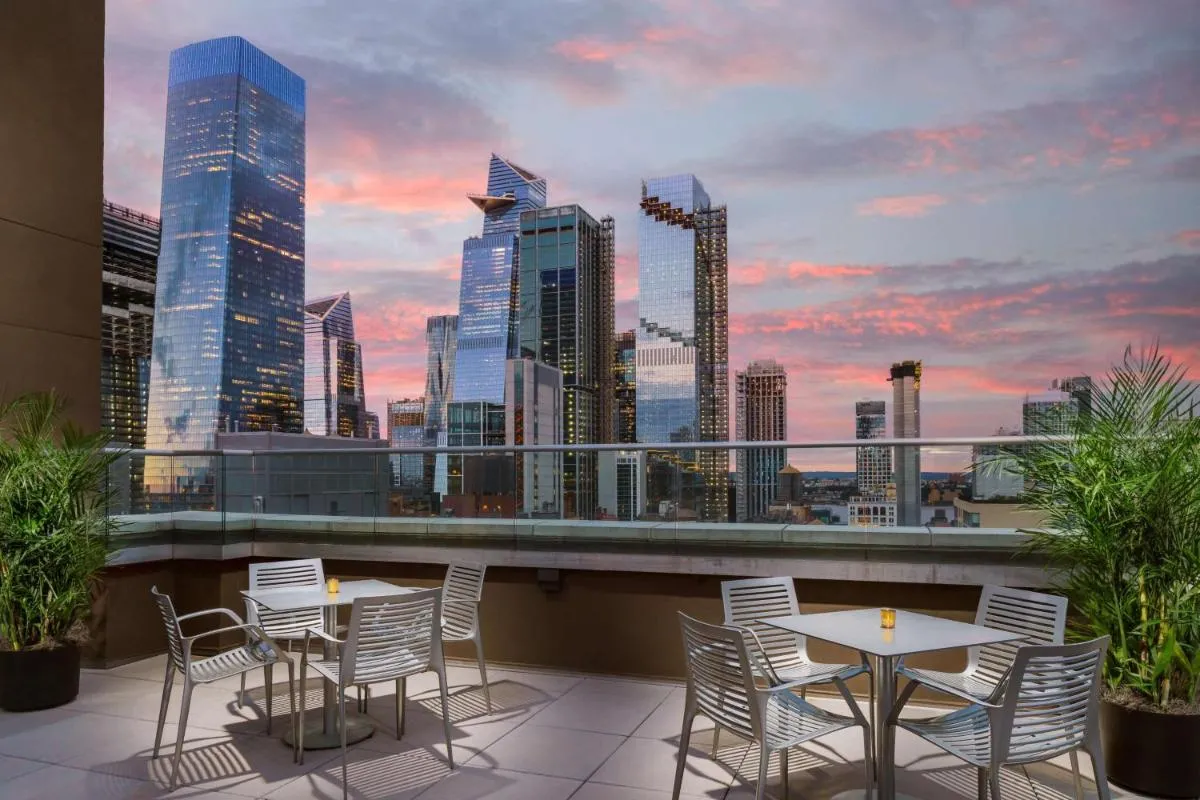 DoubleTree by Hilton New York Times Square South — 5