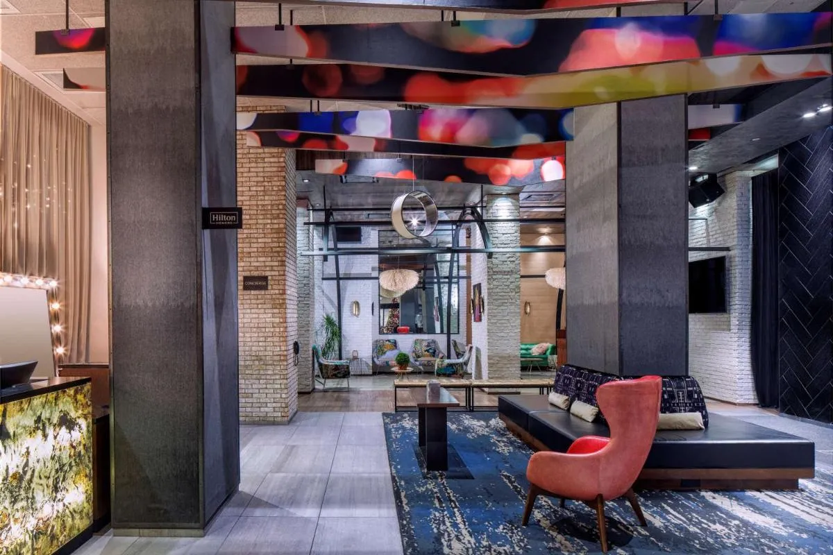 Doubletree By Hilton New York Times Square West — 4