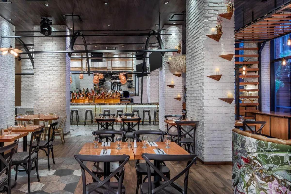 Doubletree By Hilton New York Times Square West — 5