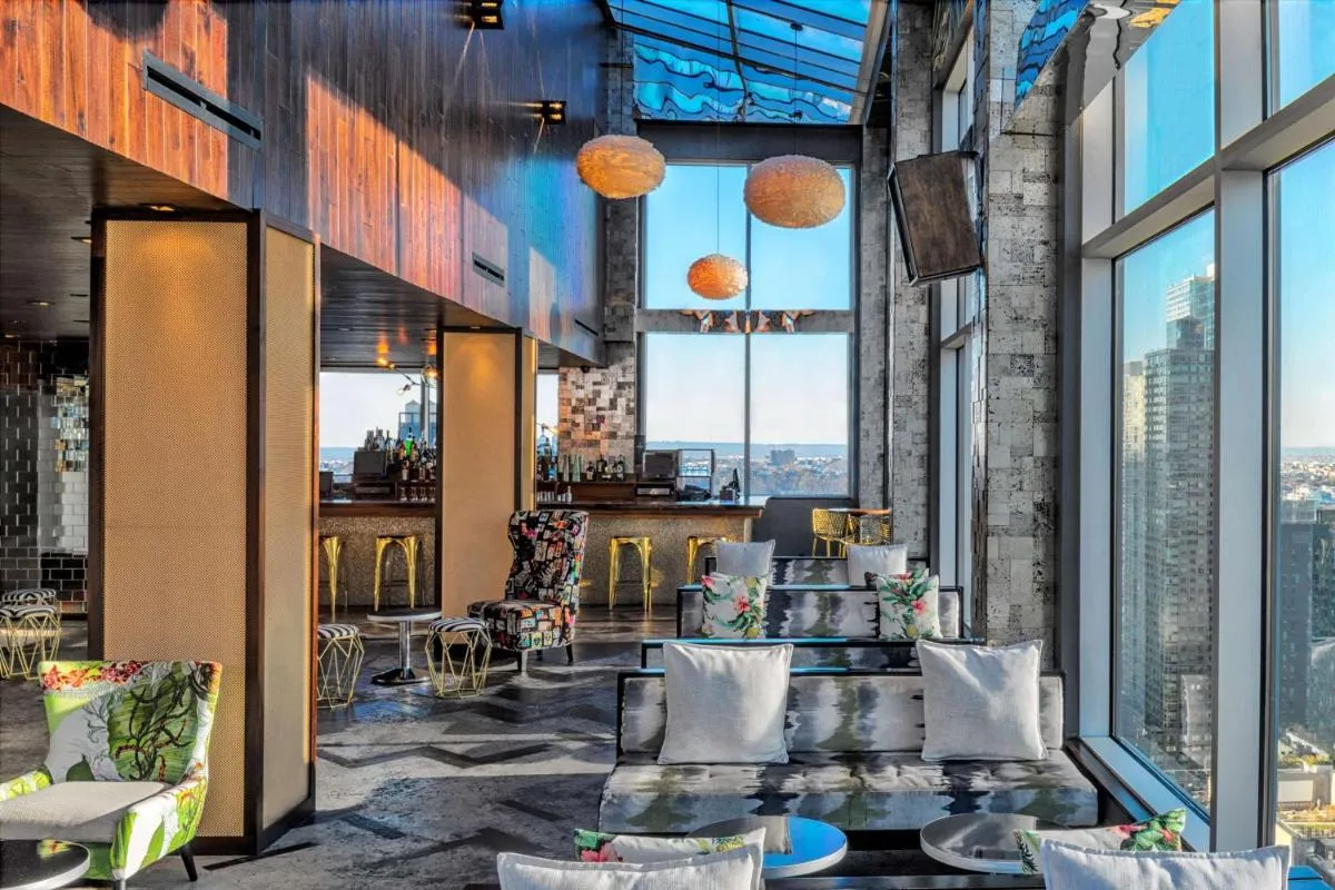 Doubletree By Hilton New York Times Square West — 2