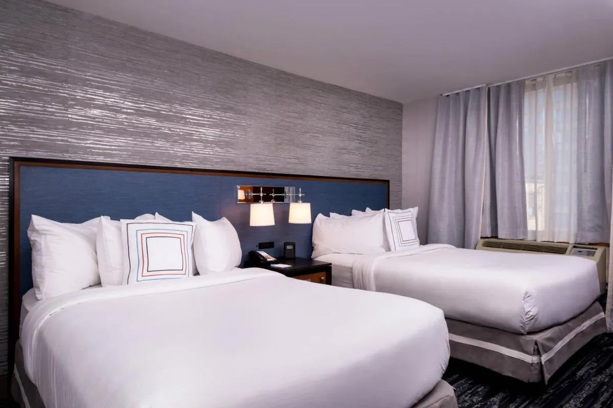 Fairfield Inn & Suites By Marriott New York Manhattan/Times Square — 7