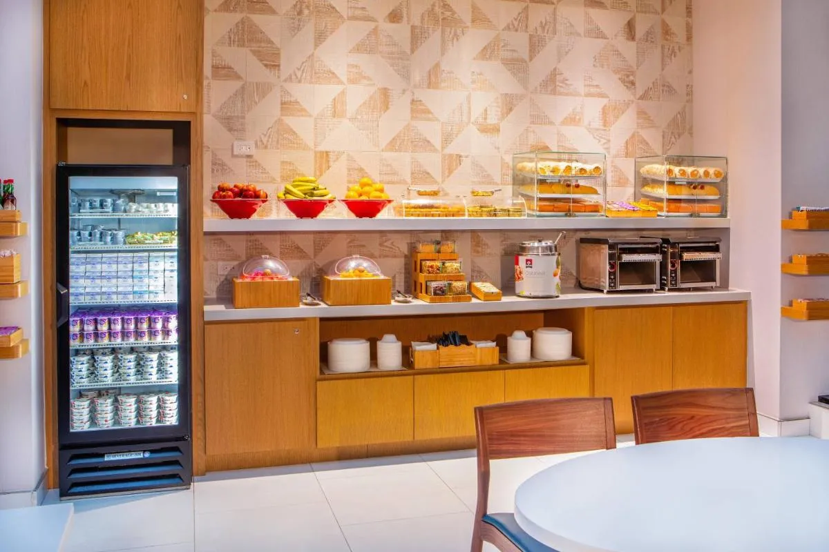 Fairfield Inn & Suites By Marriott New York Manhattan/Times Square — 4