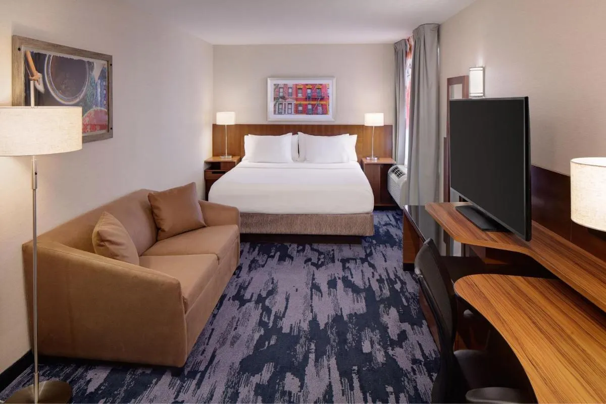 Fairfield Inn & Suites New York Manhattan/Downtown East — 5