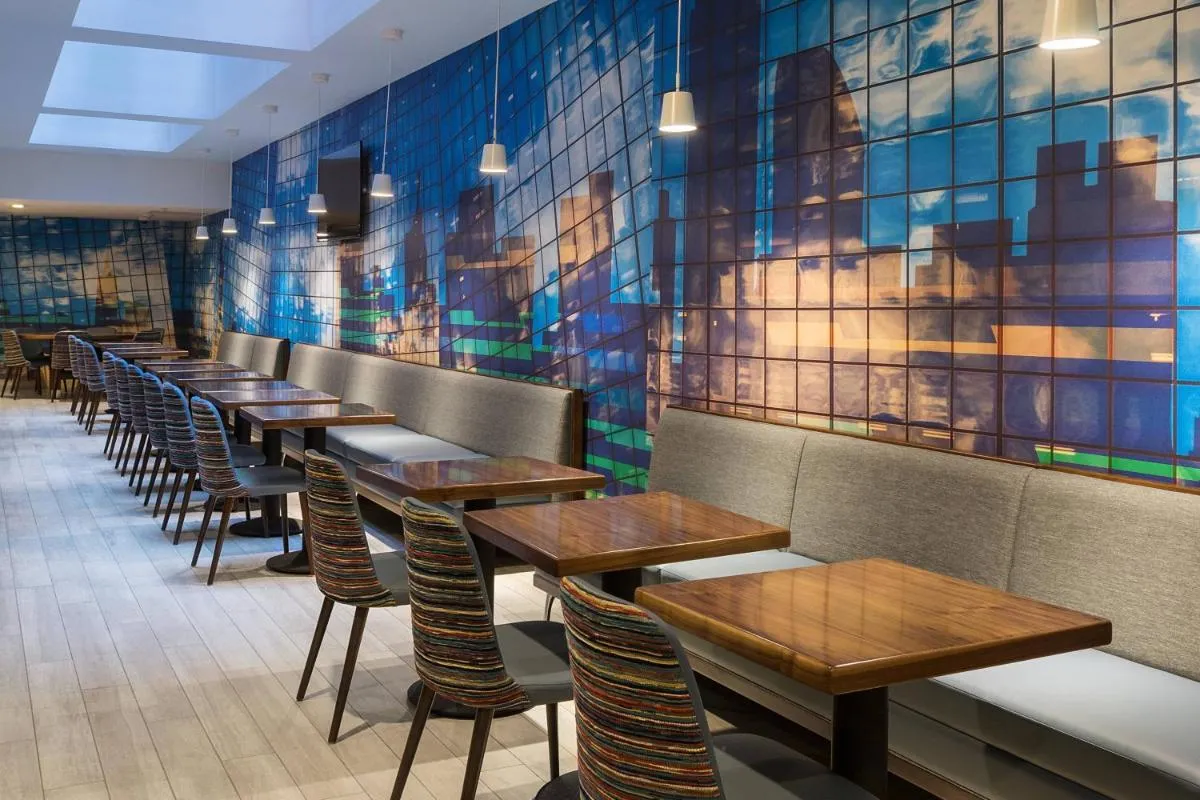 Fairfield Inn & Suites by Marriott New York Manhattan/Central Park — 4