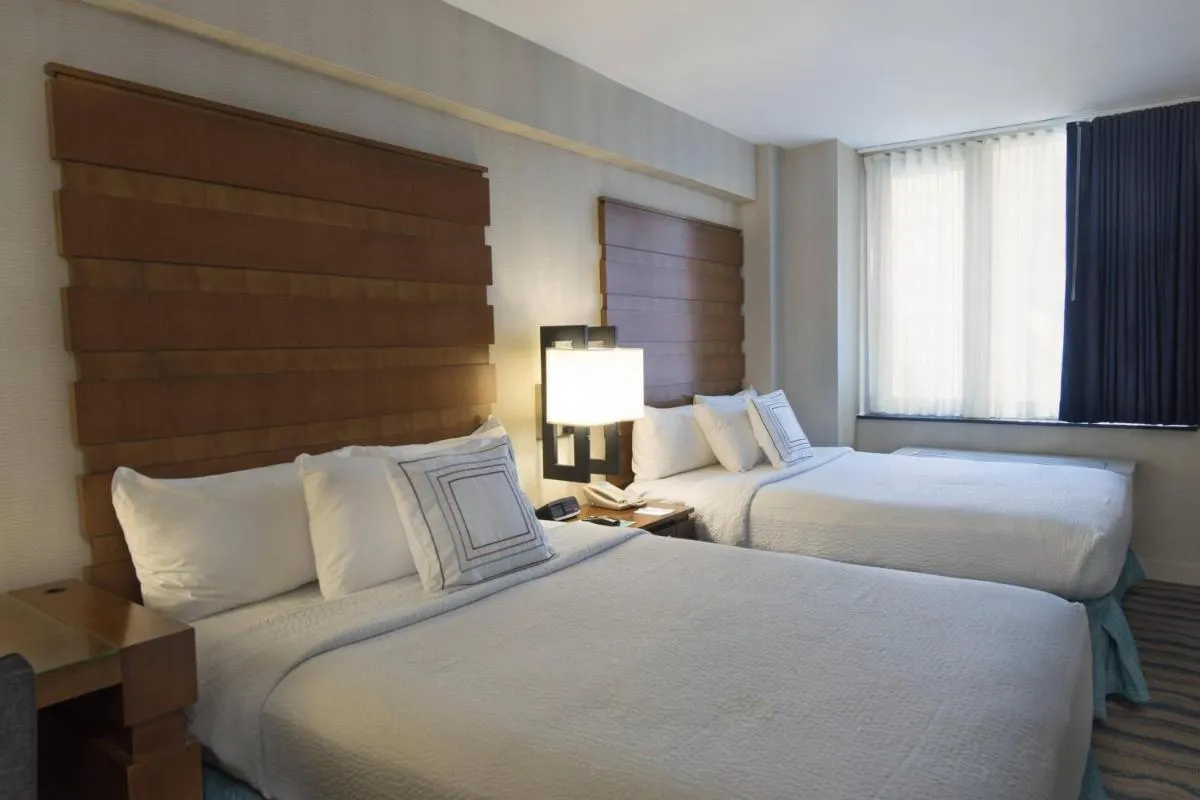 Fairfield Inn & Suites by Marriott New York Manhattan/Fifth Avenue — 5
