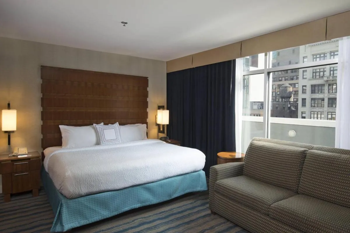 Fairfield Inn & Suites by Marriott New York Manhattan/Fifth Avenue — 2
