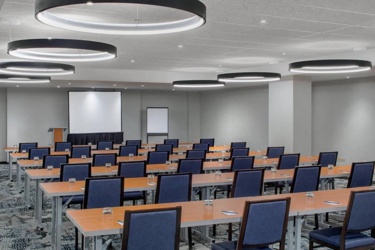 Fairfield Inn & Suites by Marriott New York Manhattan/Times Square South — 7