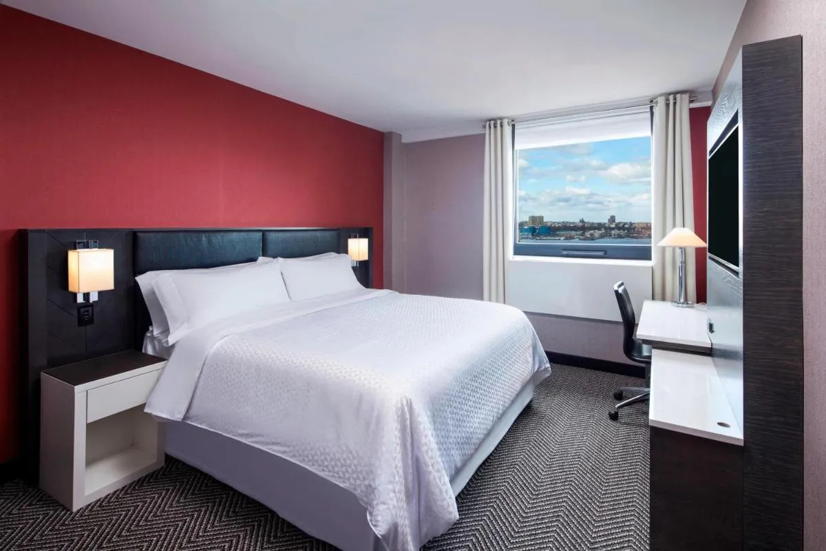 Four Points by Sheraton Manhattan Midtown West — 2