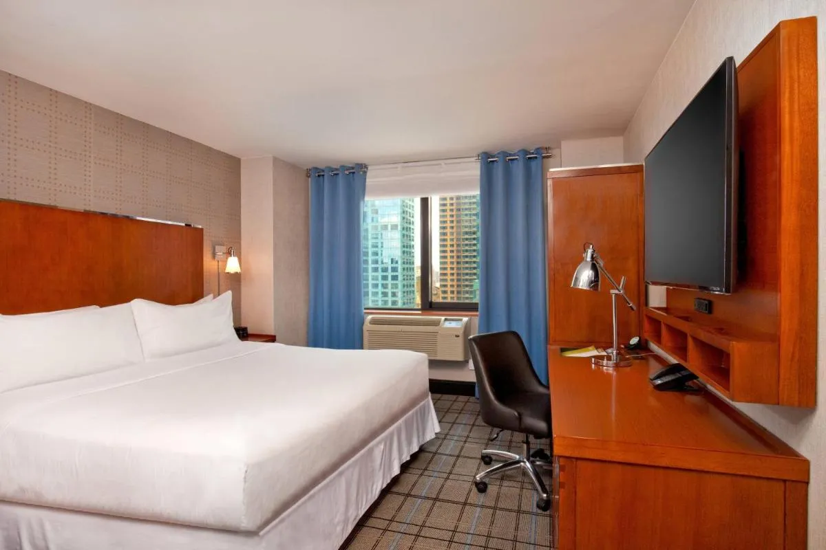 Four Points by Sheraton Midtown – Times Square — 2