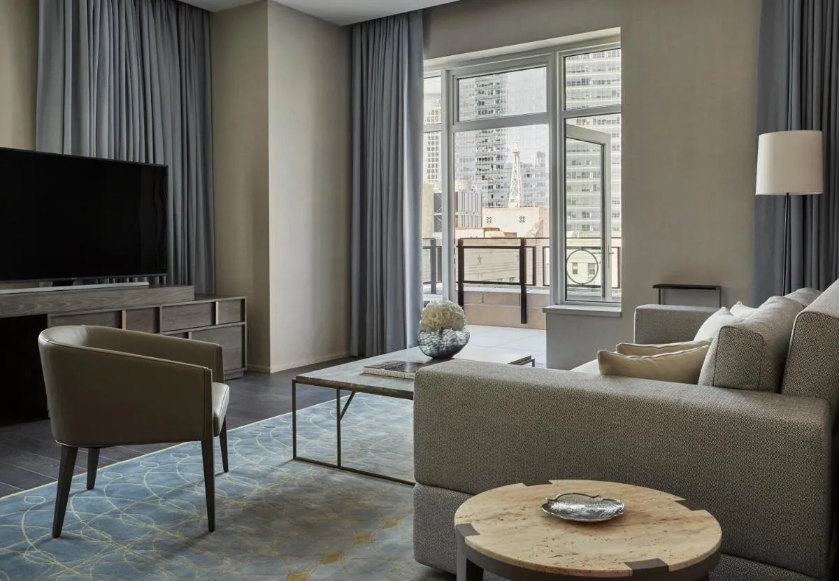 Four Seasons Hotel New York Downtown — 6