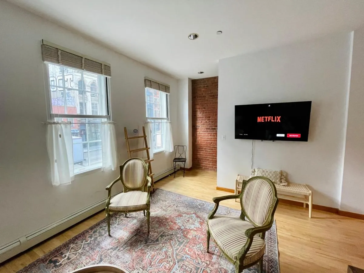 Gorgeous SOHO Duplex Brownstone — 5