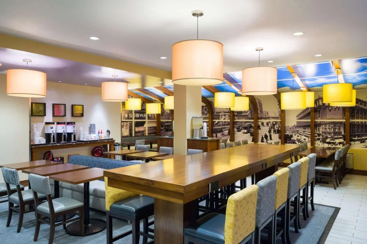 Hampton Inn Madison Square Garden — 4