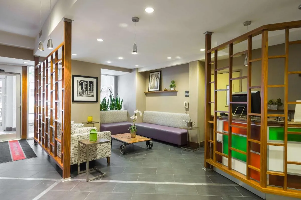 Hampton Inn Manhattan Chelsea — 5