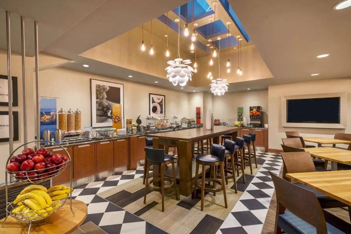 Hampton Inn Manhattan/Downtown- Financial District — 4