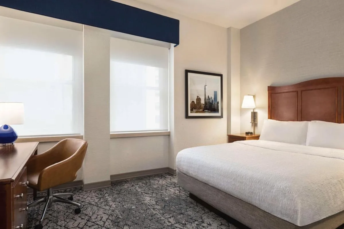 Hampton Inn Manhattan/Downtown- Financial District — 7