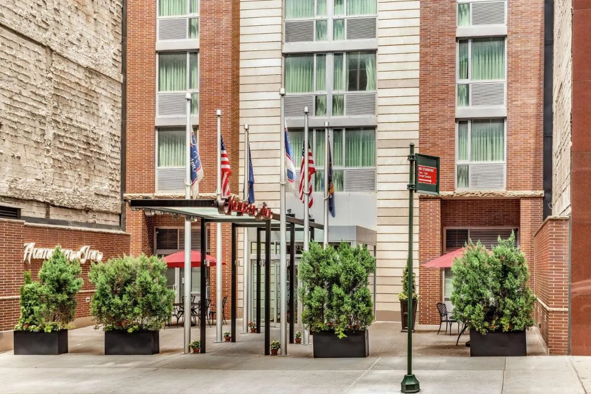 Hampton Inn Manhattan Grand Central — 6