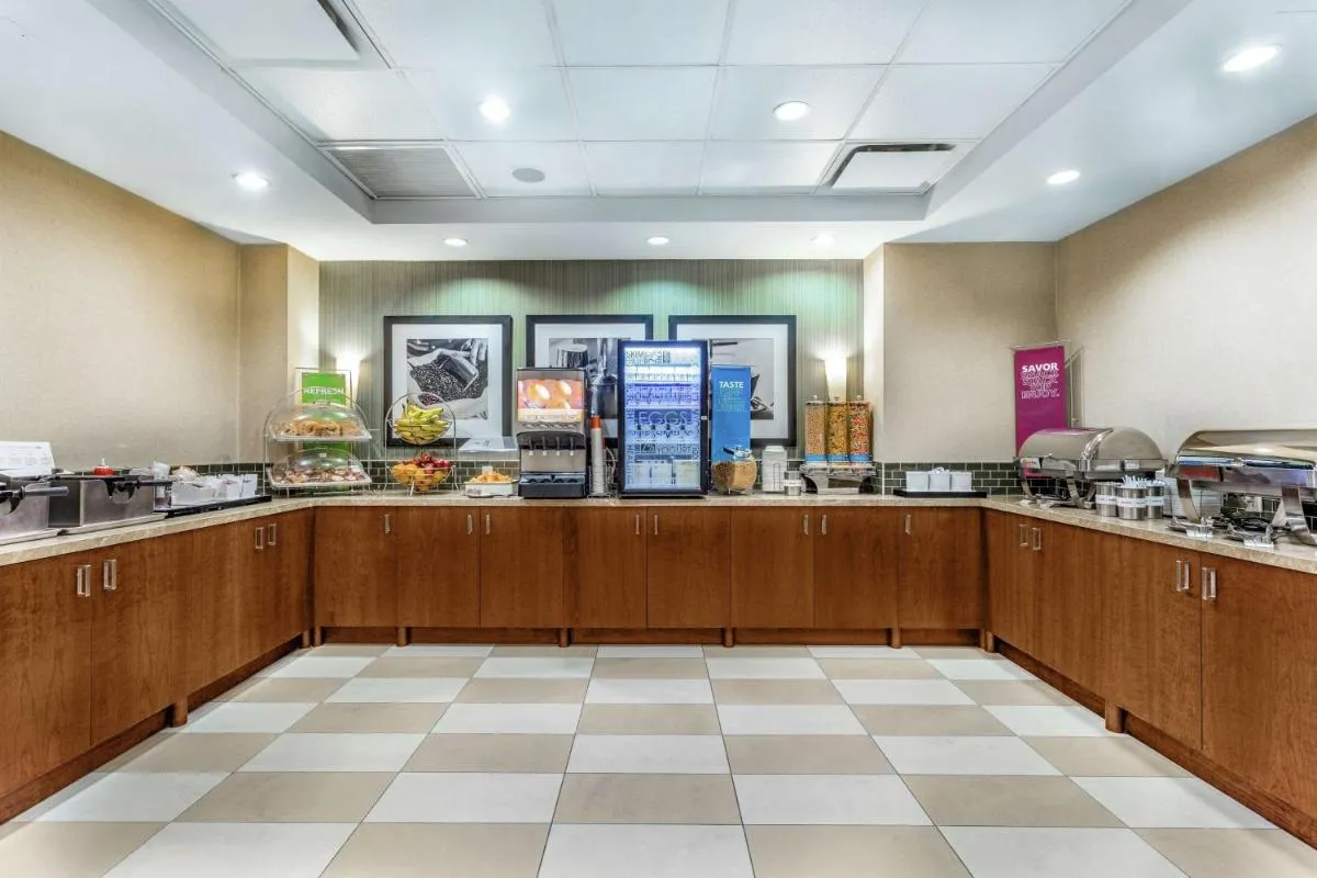 Hampton Inn Manhattan Grand Central — 4