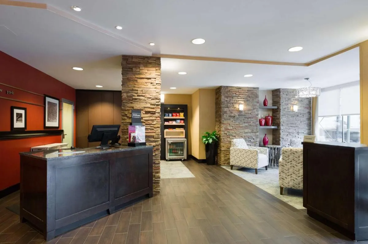 Hampton Inn Manhattan – Times Square South — 4