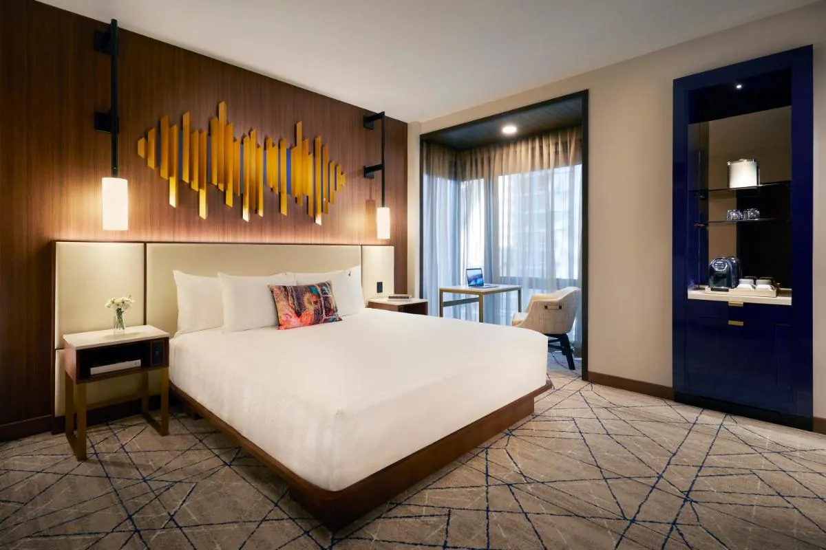 Hard Rock Hotel New York — 7