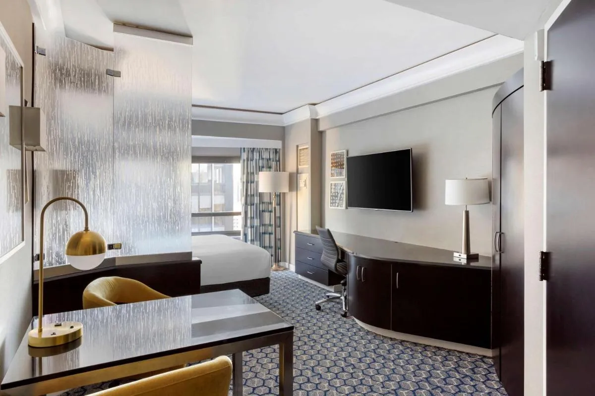 Hilton Club New York — 7