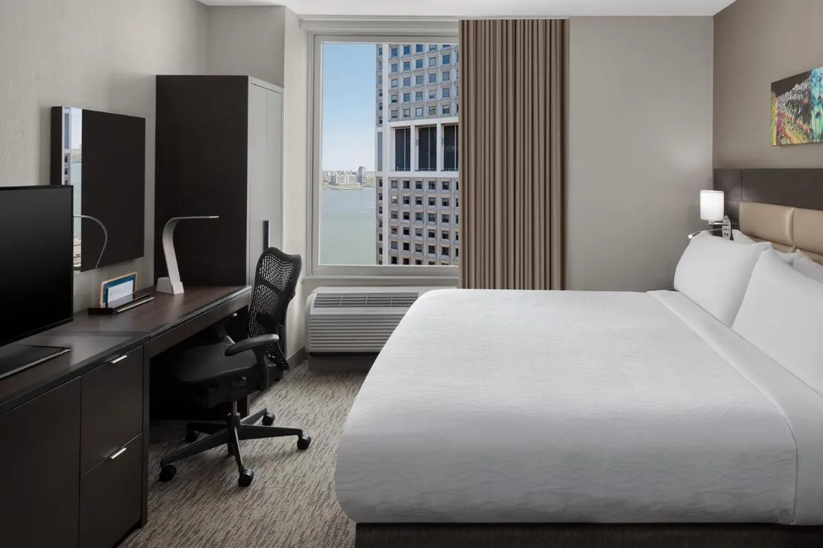 Hilton Garden Inn NYC Financial Center/Manhattan Downtown — 7