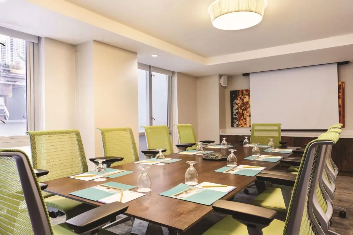 Hilton Garden Inn New York Manhattan Midtown East — 7