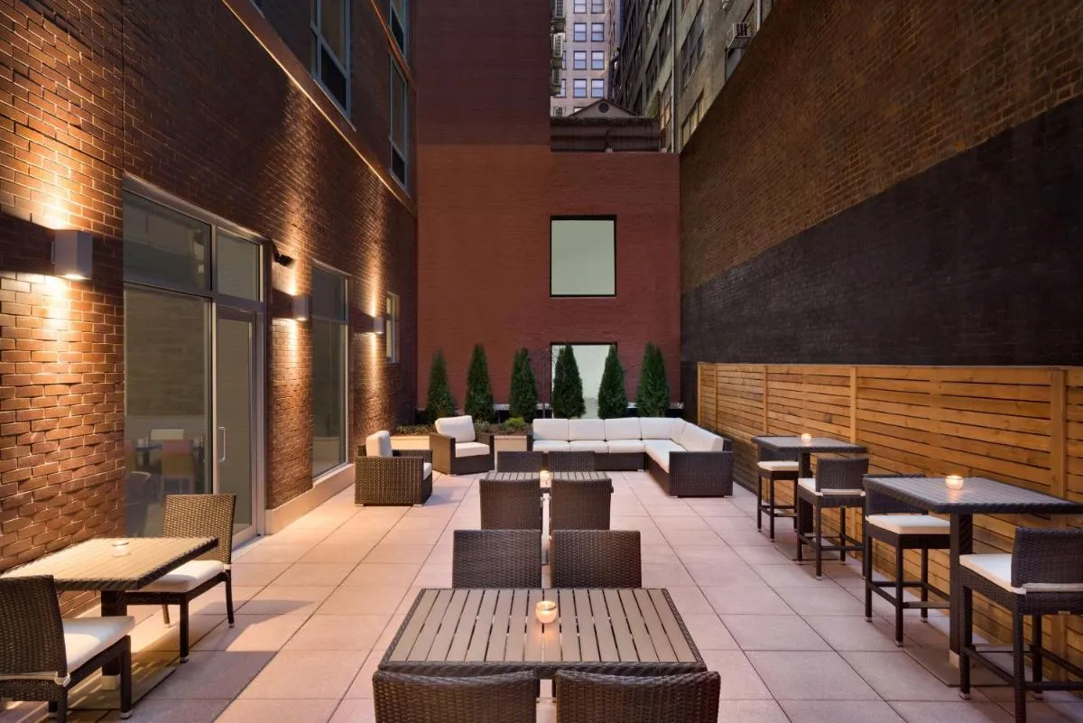 Hilton Garden Inn New York Times Square South — 2