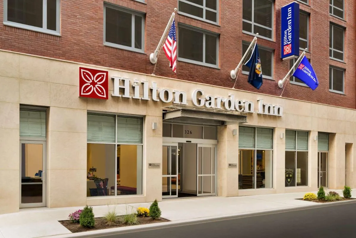 Hilton Garden Inn New York Times Square South — 4