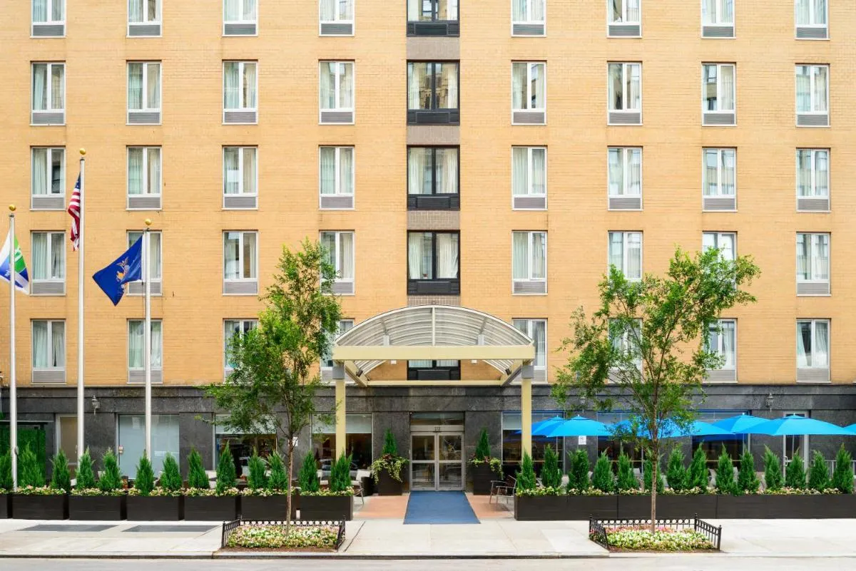 Holiday Inn Express New York City Chelsea, an IHG Hotel — 4