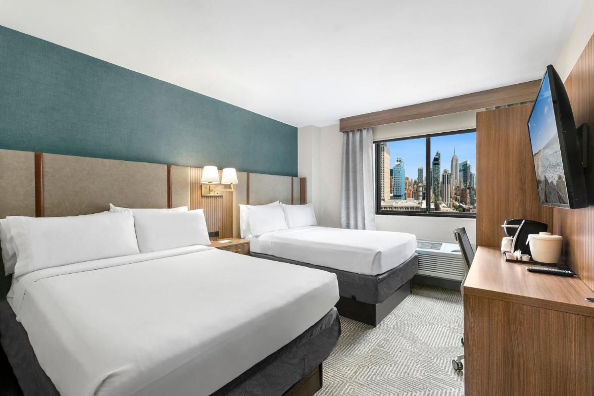 Holiday Inn Manhattan 6th Ave – Chelsea, an IHG Hotel