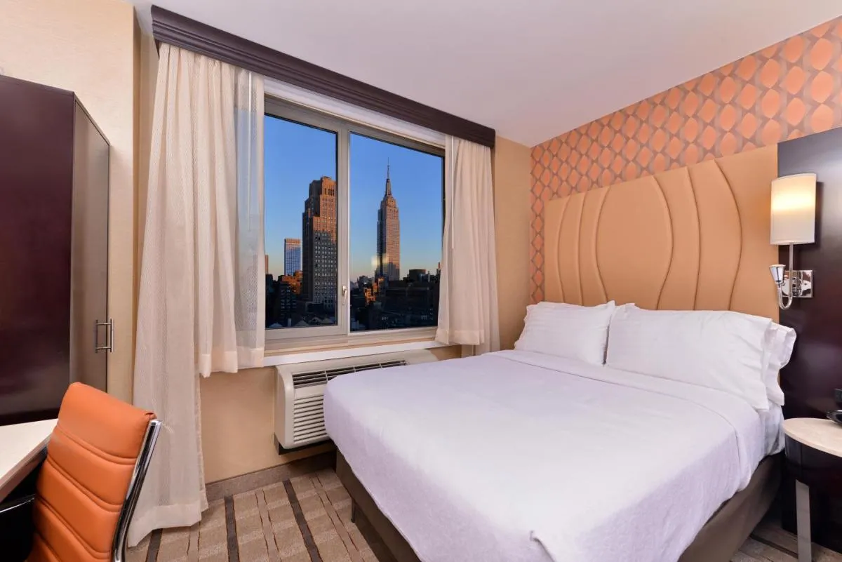 Holiday Inn New York City – Times Square, an IHG Hotel — 7