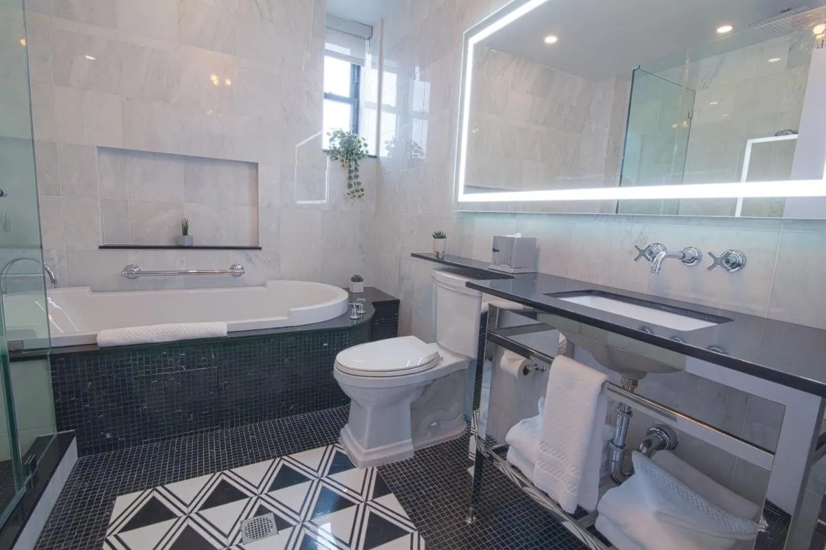 Hotel Belleclaire Central Park — 2