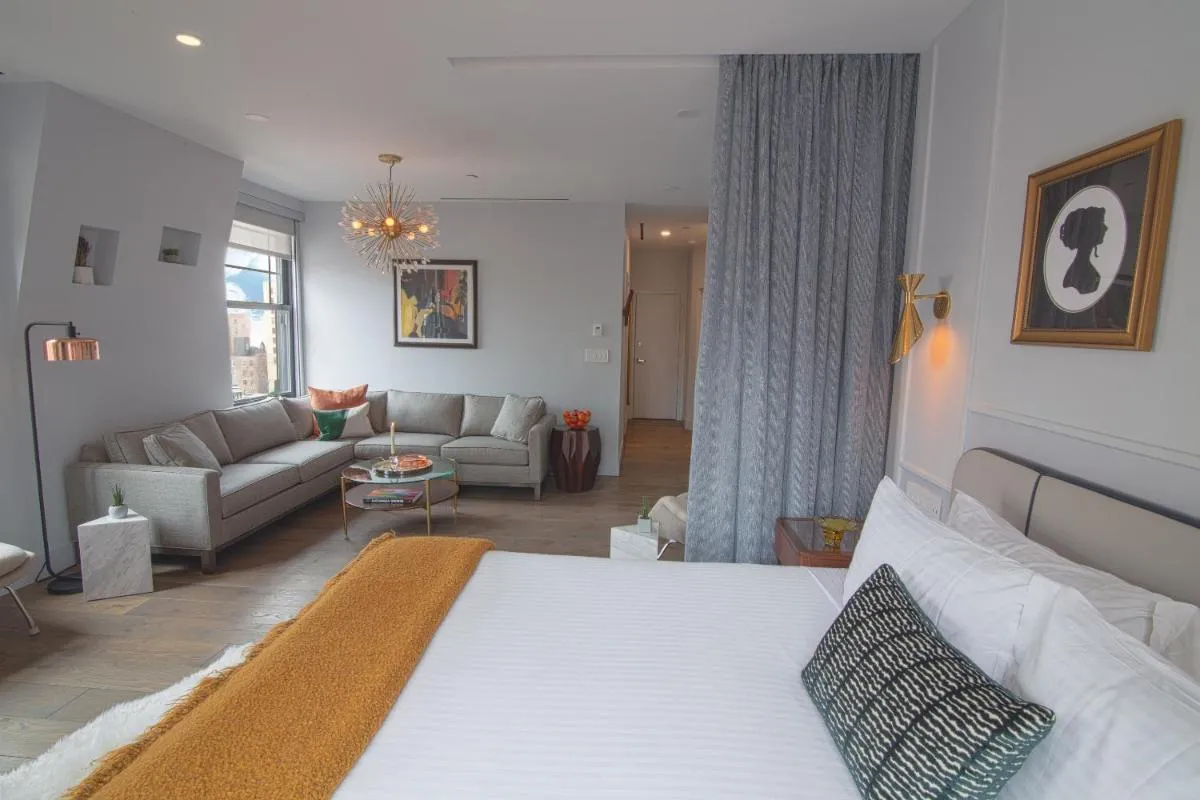 Hotel Belleclaire Central Park — 7