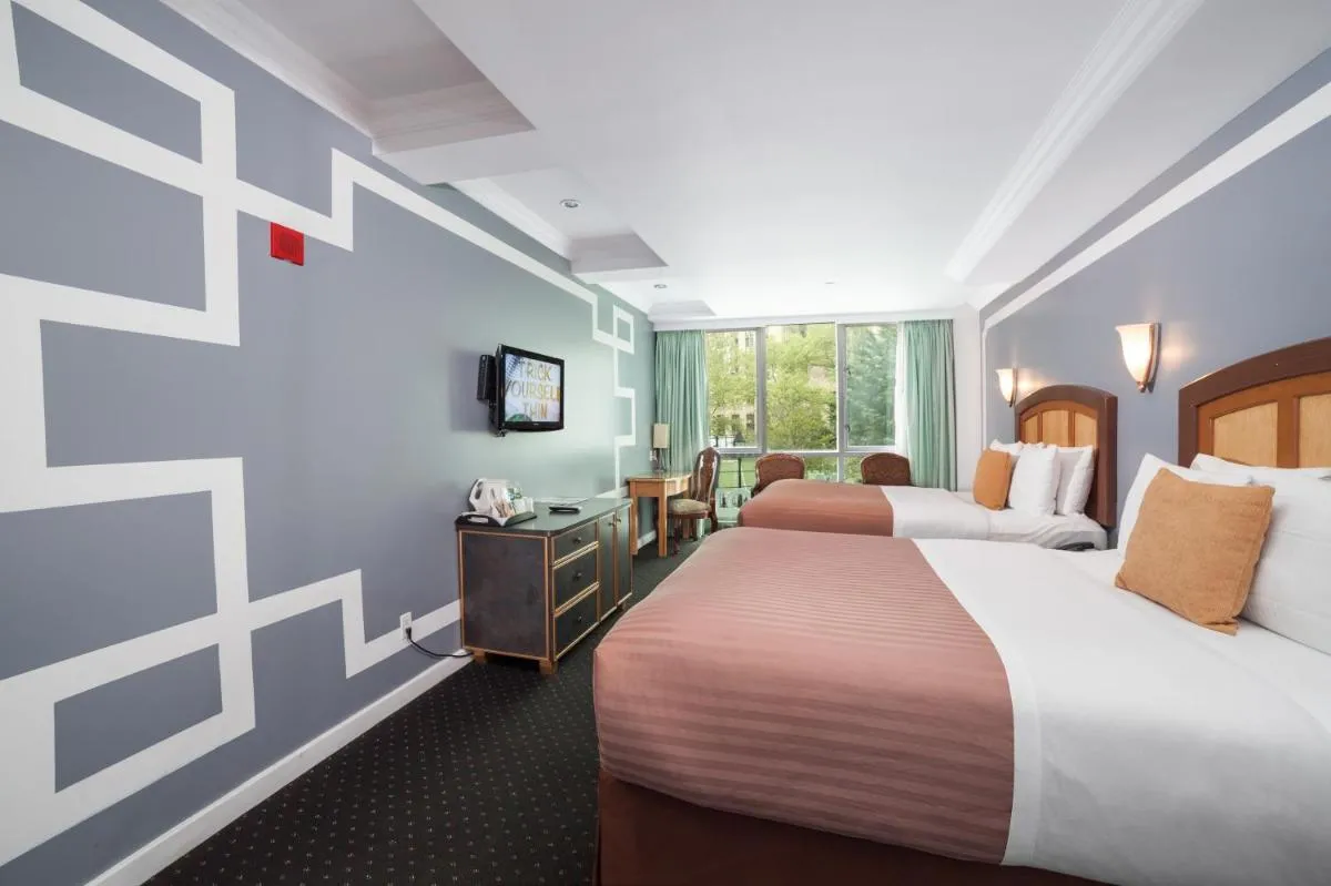 Hotel Mulberry — 2
