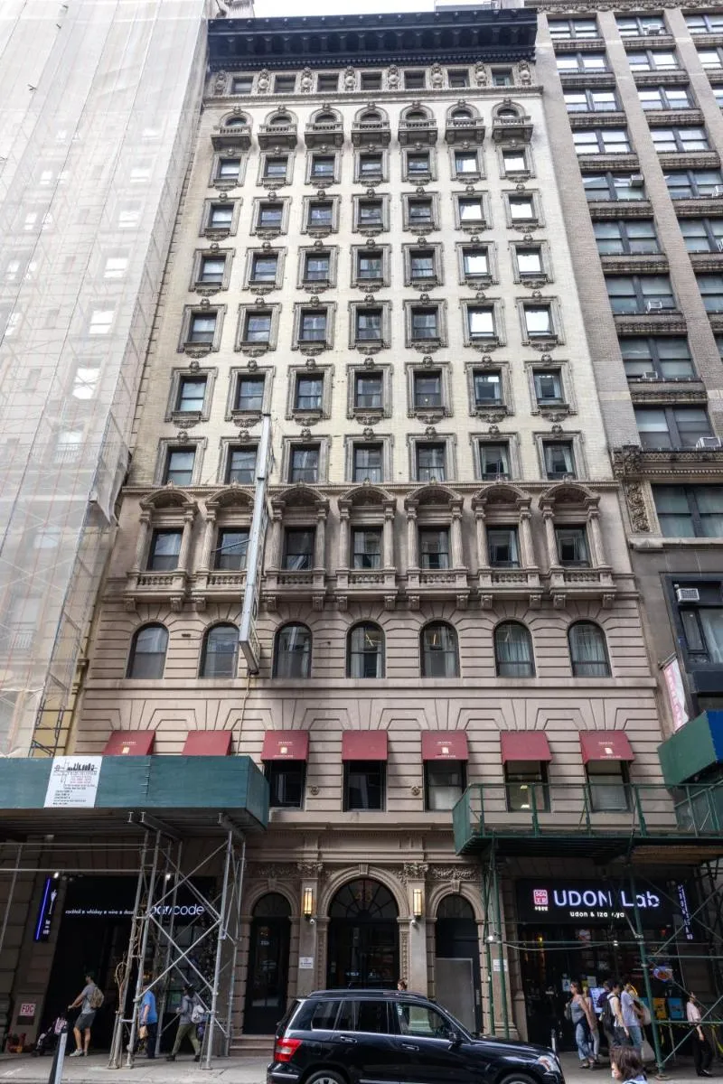 Hotel Stanford — 6